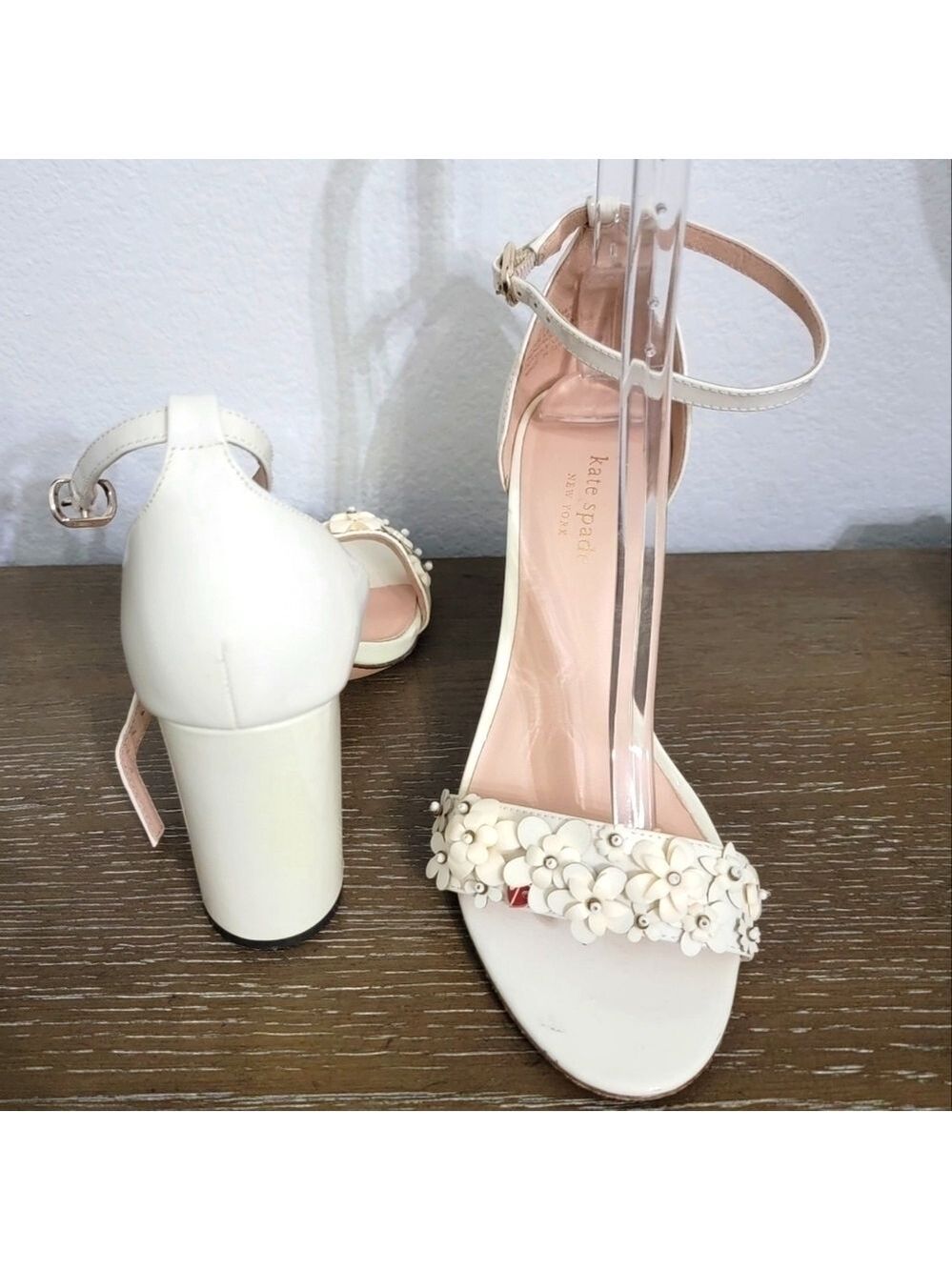 Kate Spade New York Off White Leather Sandals Heels Size 9 - Picture 2 of 5